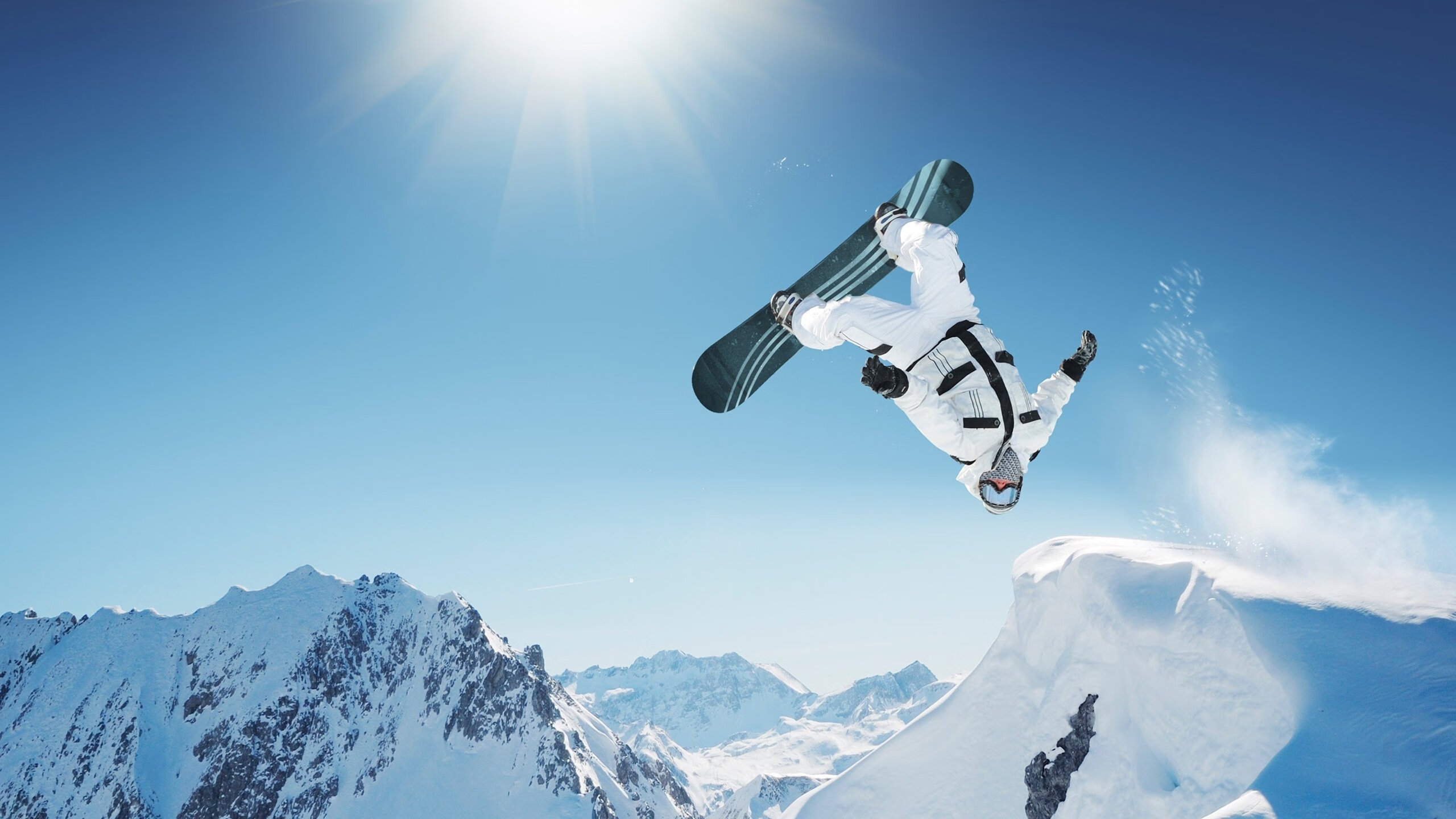 “英超迎来终章倒计时,战局扑朔迷离”,英超收官战